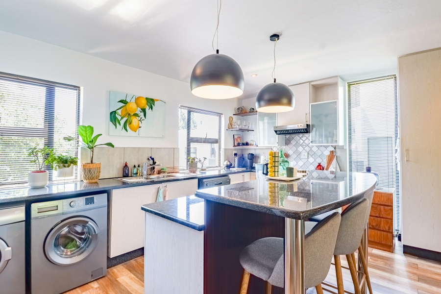 2 Bedroom Property for Sale in Lombardy Estate Gauteng