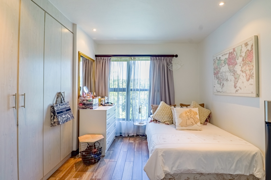 2 Bedroom Property for Sale in Lombardy Estate Gauteng