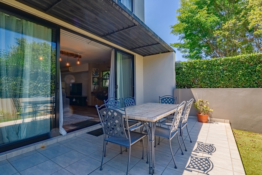 2 Bedroom Property for Sale in Lombardy Estate Gauteng