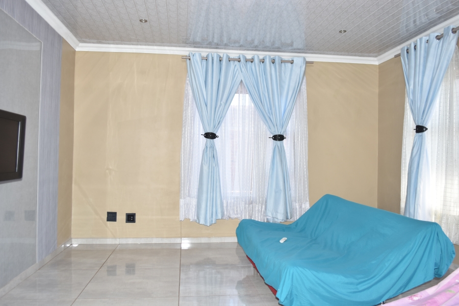 4 Bedroom Property for Sale in Chantelle Gauteng