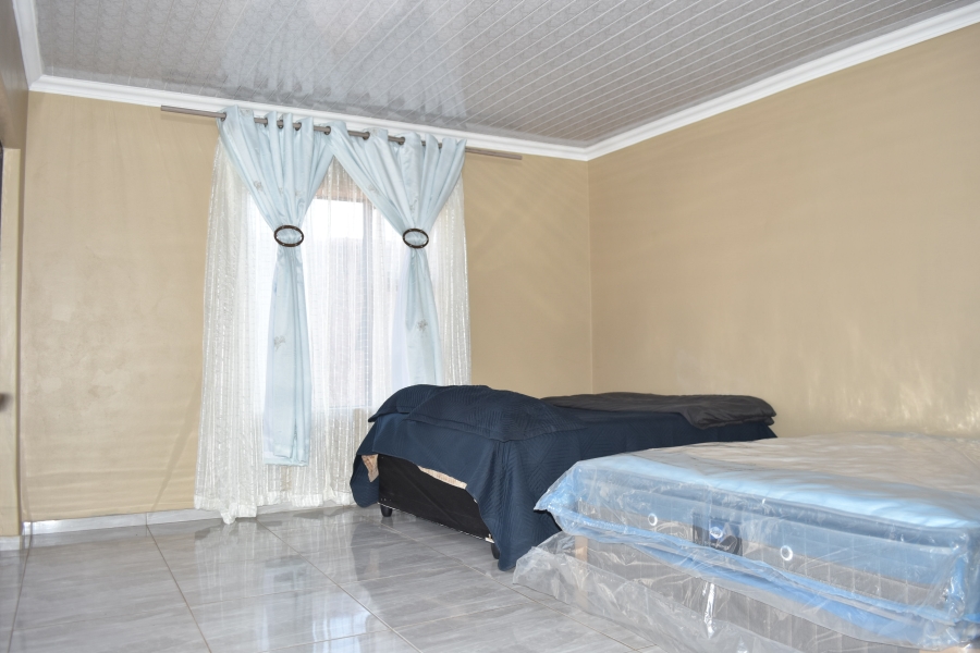 4 Bedroom Property for Sale in Chantelle Gauteng