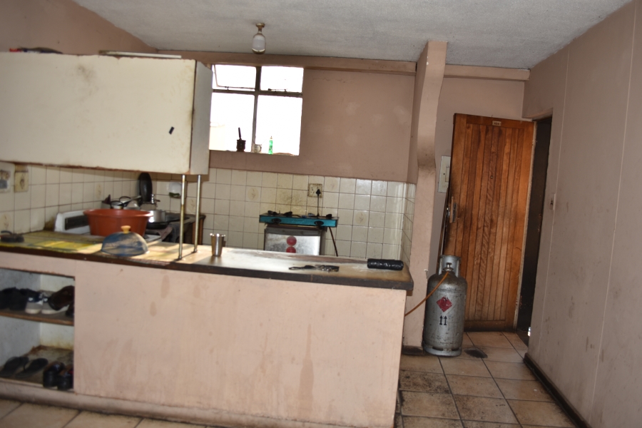 2 Bedroom Property for Sale in Pretoria West Gauteng