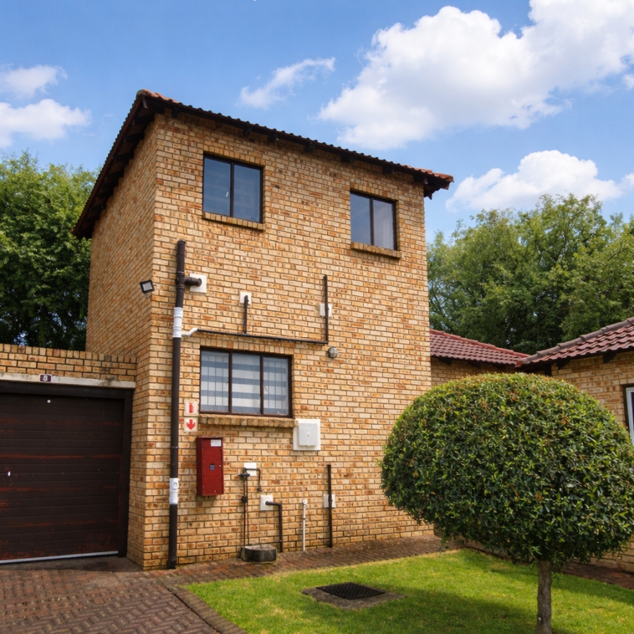 3 Bedroom Property for Sale in Witpoortjie Gauteng