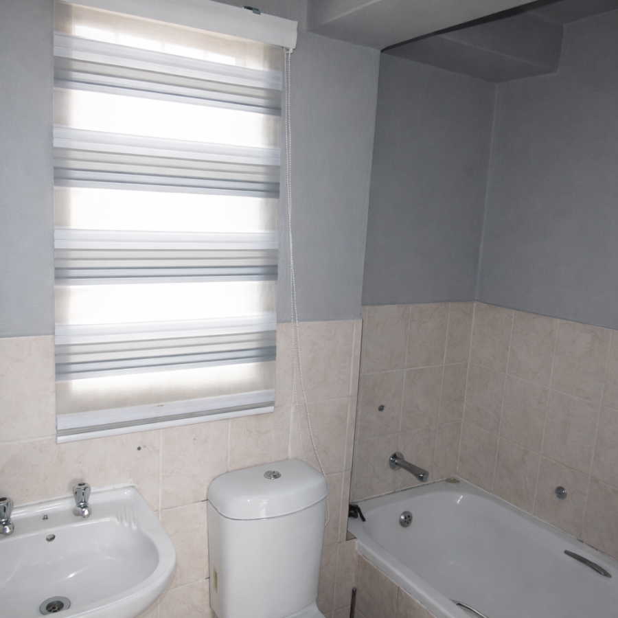 3 Bedroom Property for Sale in Witpoortjie Gauteng