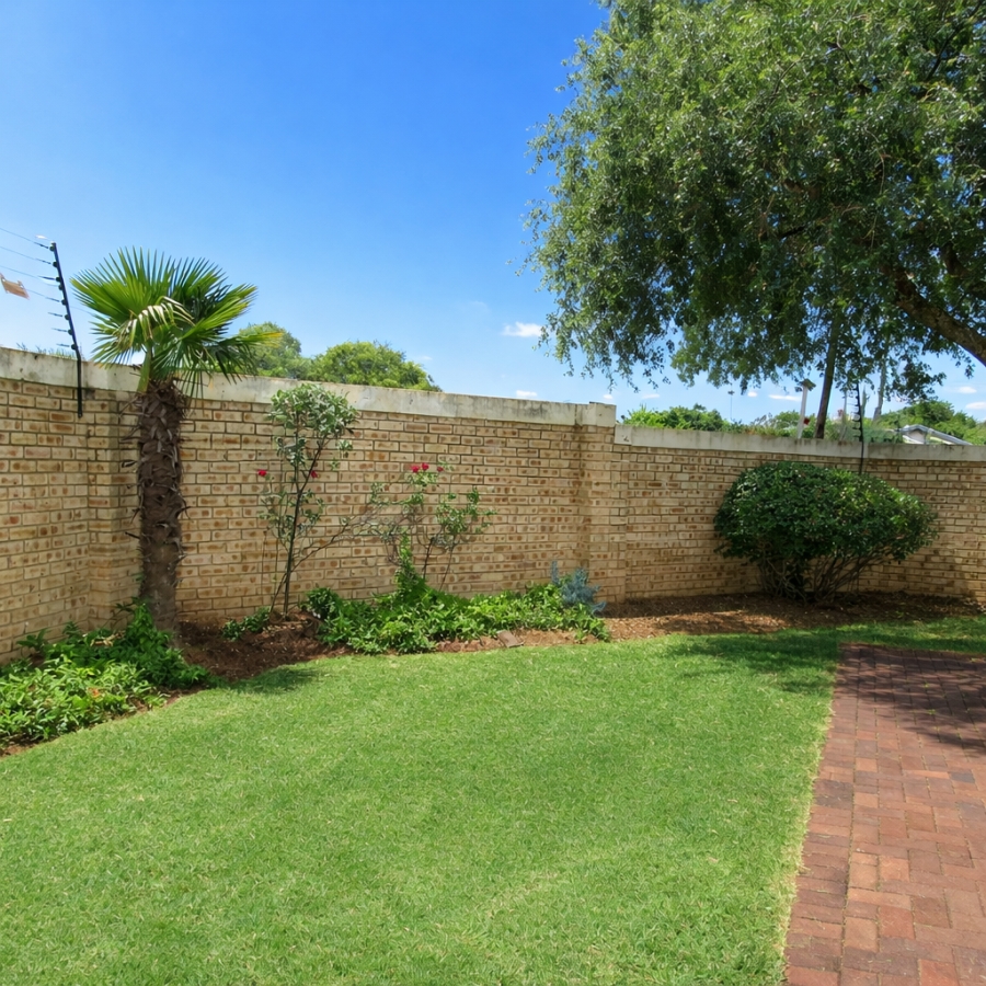 3 Bedroom Property for Sale in Witpoortjie Gauteng