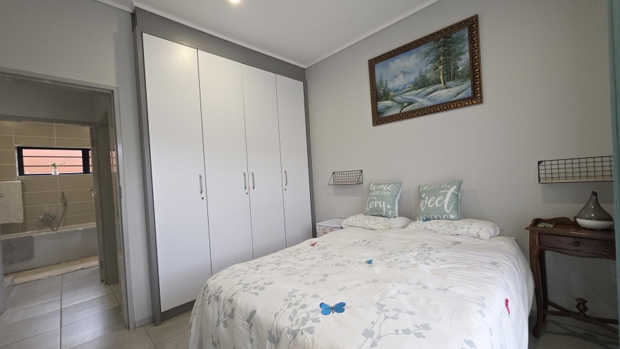 4 Bedroom Property for Sale in Amberfield Gauteng