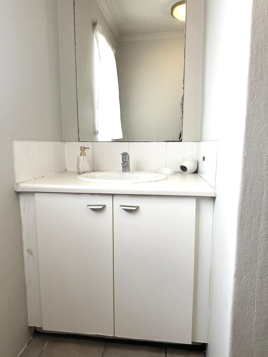 1 Bedroom Property for Sale in Houghton Estate Gauteng