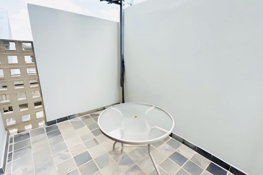 1 Bedroom Property for Sale in Houghton Estate Gauteng