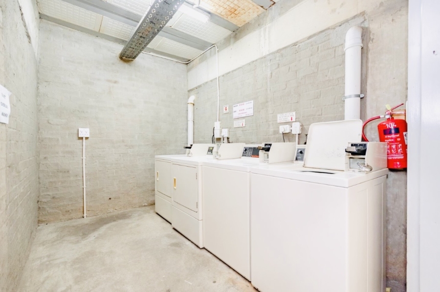 1 Bedroom Property for Sale in Houghton Estate Gauteng