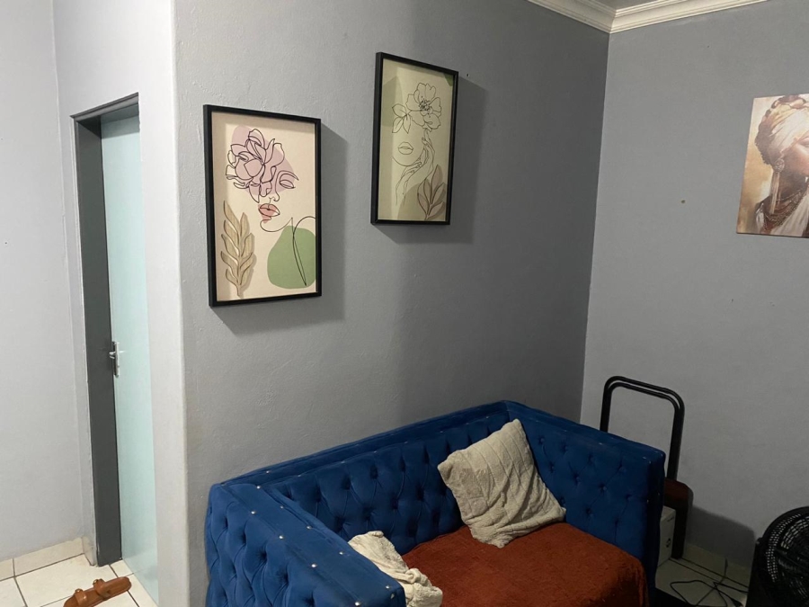 10 Bedroom Property for Sale in Tembisa Central Gauteng