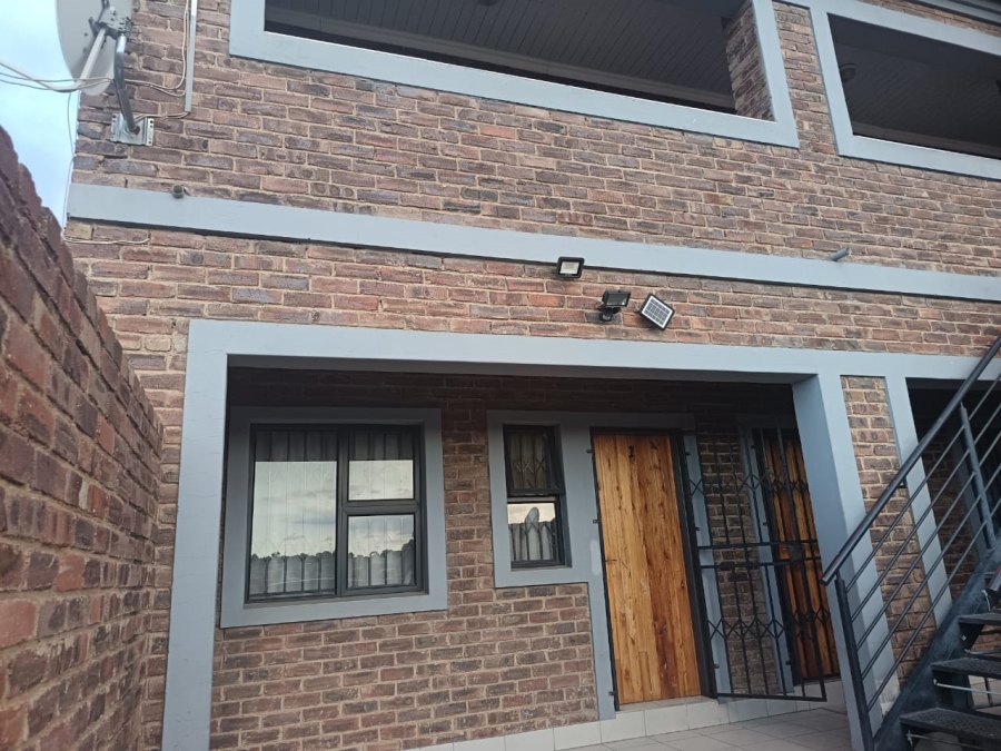 10 Bedroom Property for Sale in Tembisa Central Gauteng