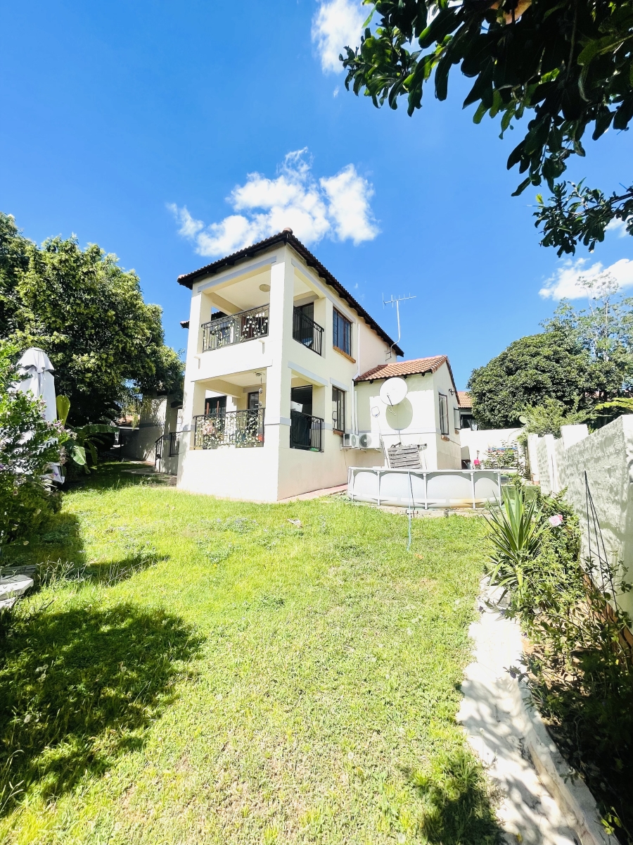 3 Bedroom Property for Sale in Bloubosrand Gauteng