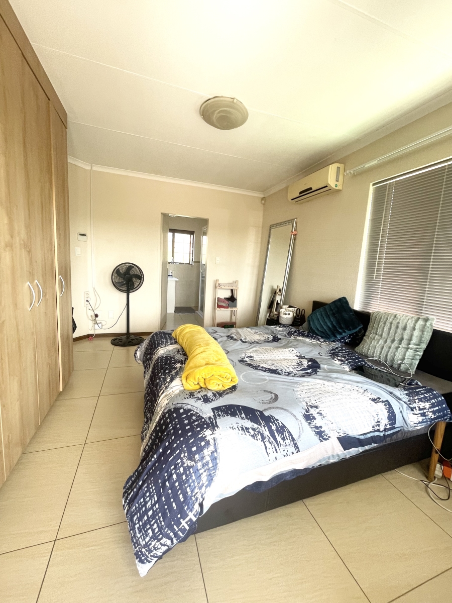 3 Bedroom Property for Sale in Bloubosrand Gauteng