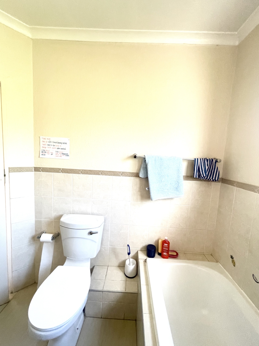 3 Bedroom Property for Sale in Bloubosrand Gauteng