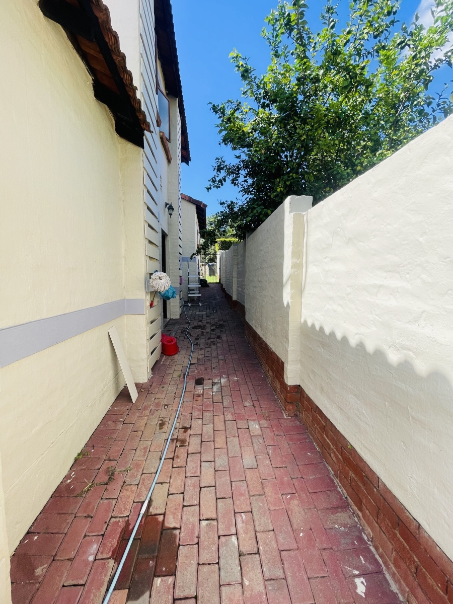 3 Bedroom Property for Sale in Bloubosrand Gauteng