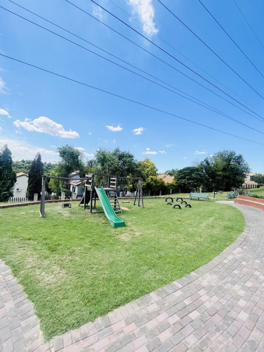 3 Bedroom Property for Sale in Bloubosrand Gauteng
