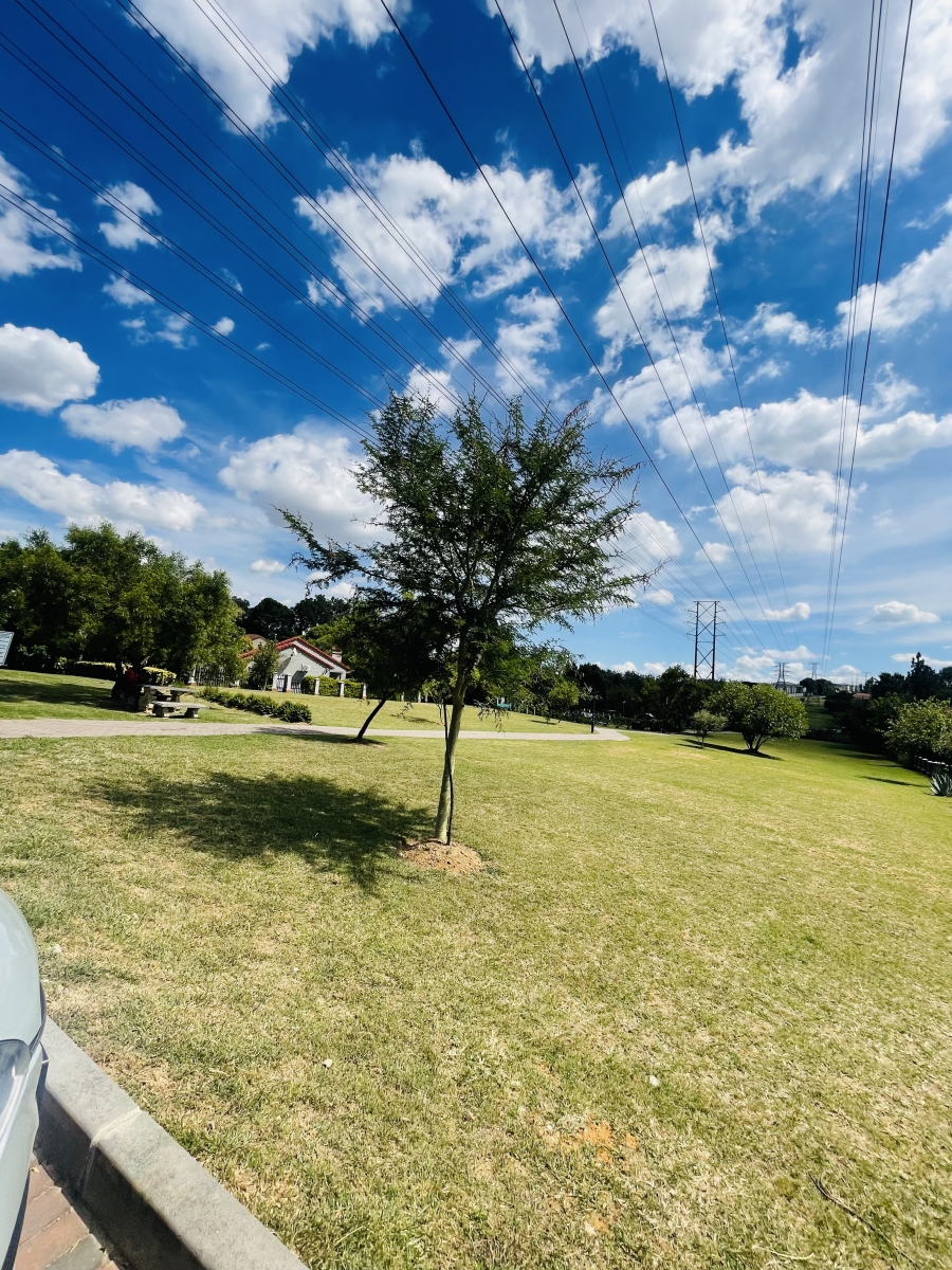 3 Bedroom Property for Sale in Bloubosrand Gauteng