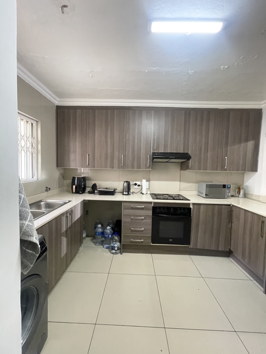 2 Bedroom Property for Sale in Sandown Gauteng