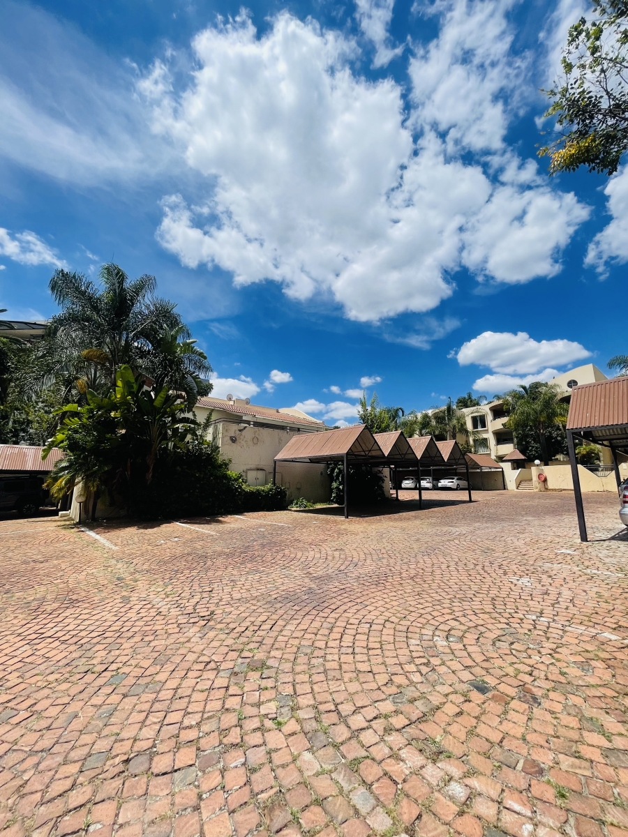 2 Bedroom Property for Sale in Sandown Gauteng