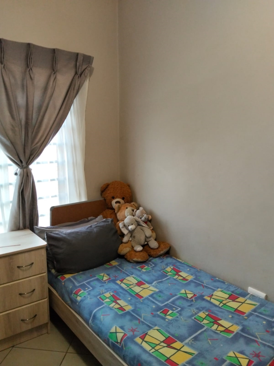 3 Bedroom Property for Sale in Monavoni Gauteng