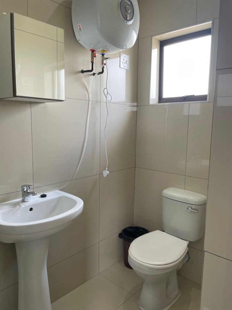 To Let 1 Bedroom Property for Rent in Erasmia Gauteng