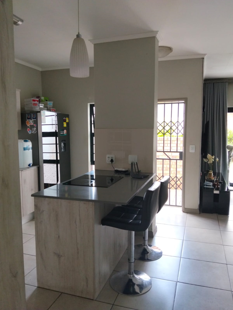 3 Bedroom Property for Sale in Amberfield Gauteng