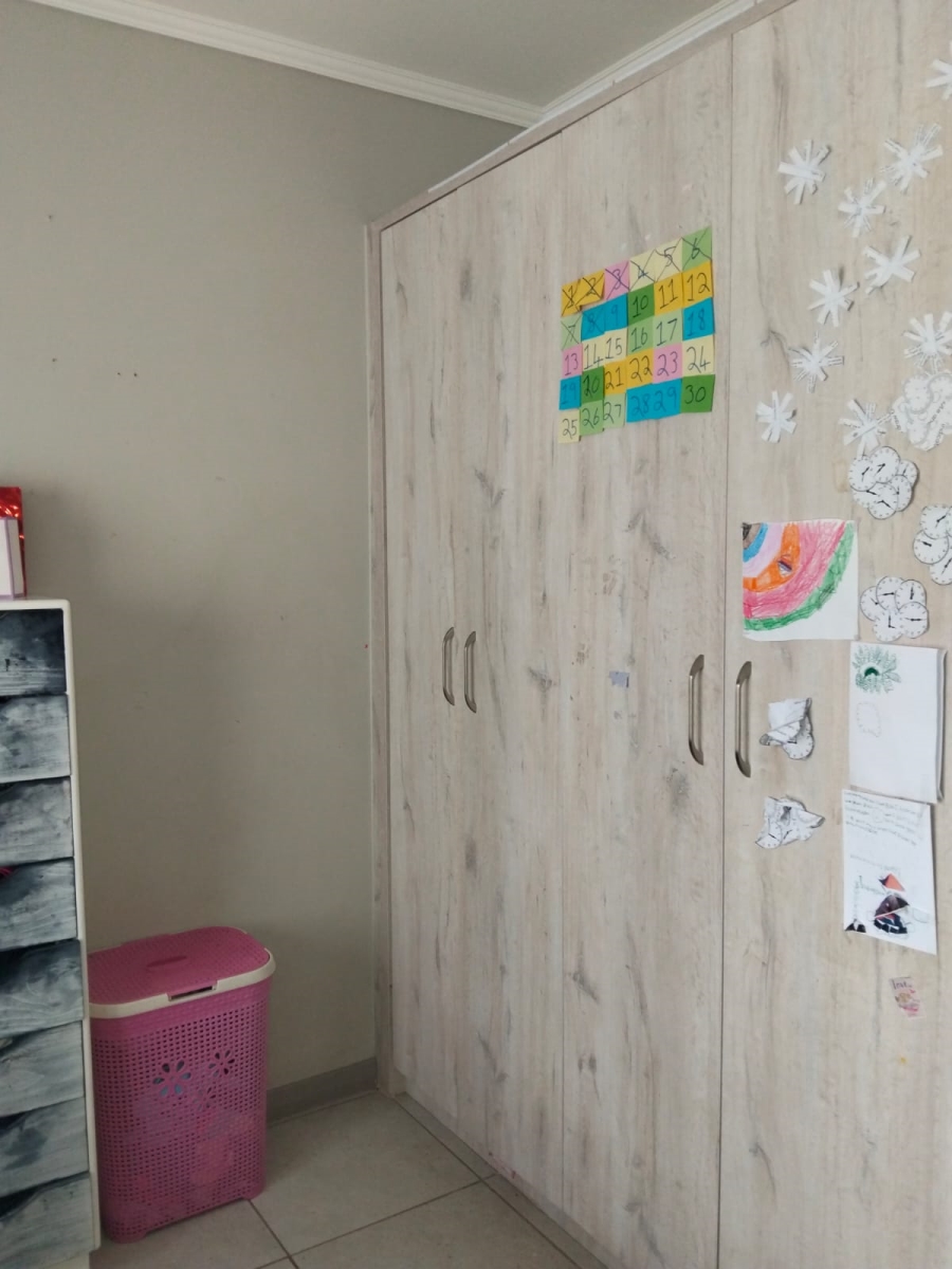 3 Bedroom Property for Sale in Amberfield Gauteng