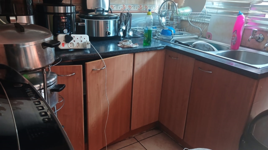 9 Bedroom Property for Sale in Tembisa Central Gauteng