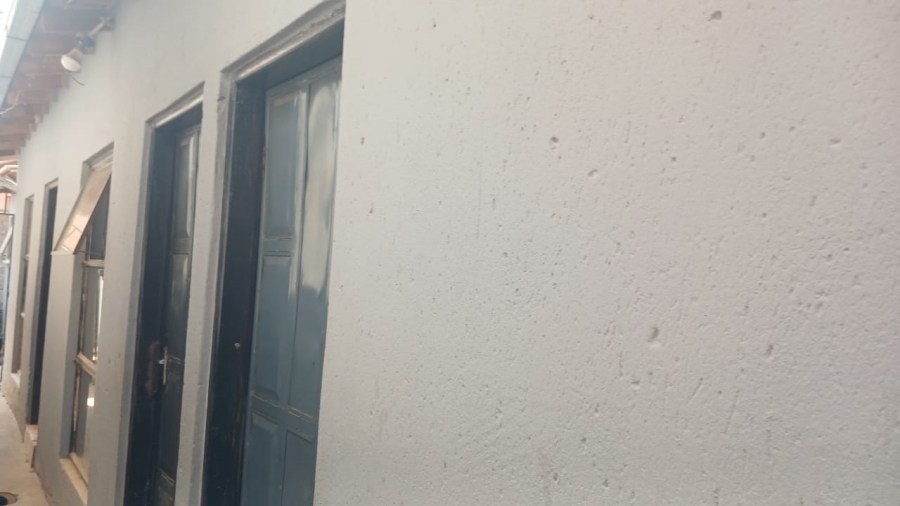 9 Bedroom Property for Sale in Tembisa Central Gauteng