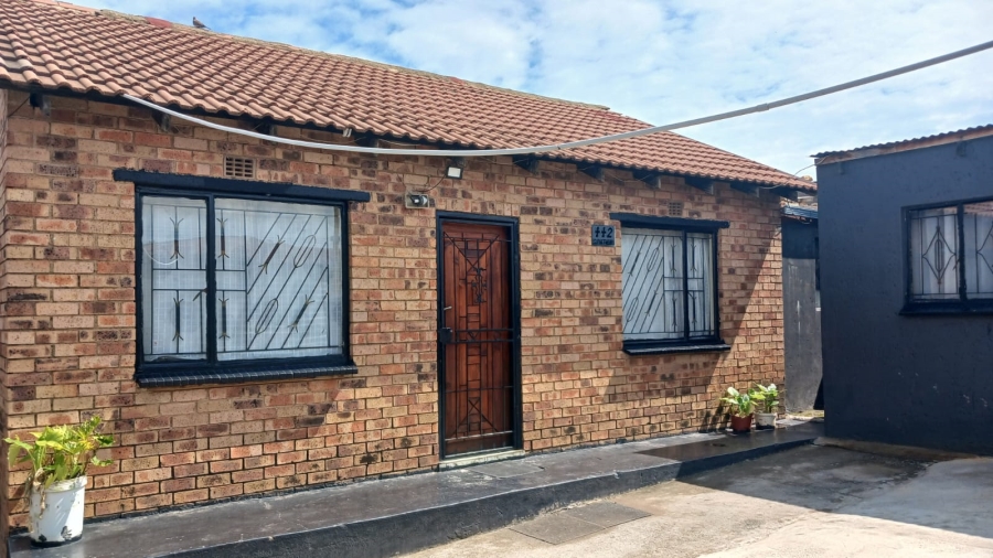 10 Bedroom Property for Sale in Tembisa Central Gauteng