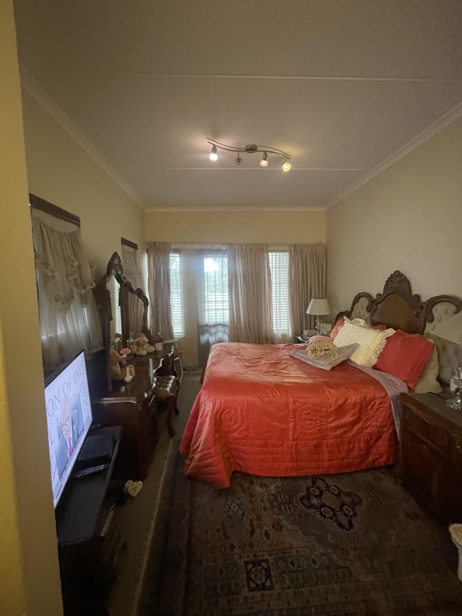 2 Bedroom Property for Sale in Beverley Gauteng