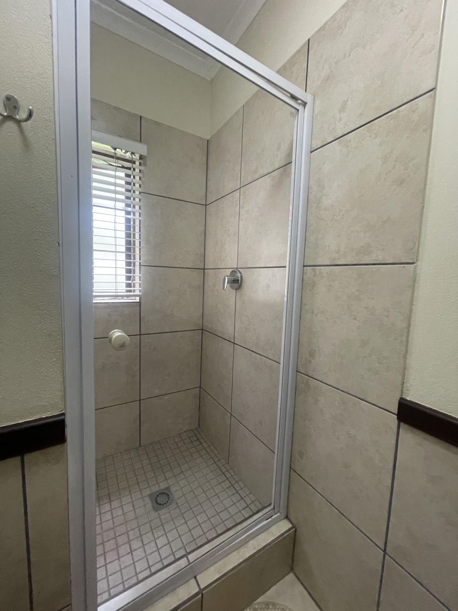 2 Bedroom Property for Sale in Beverley Gauteng
