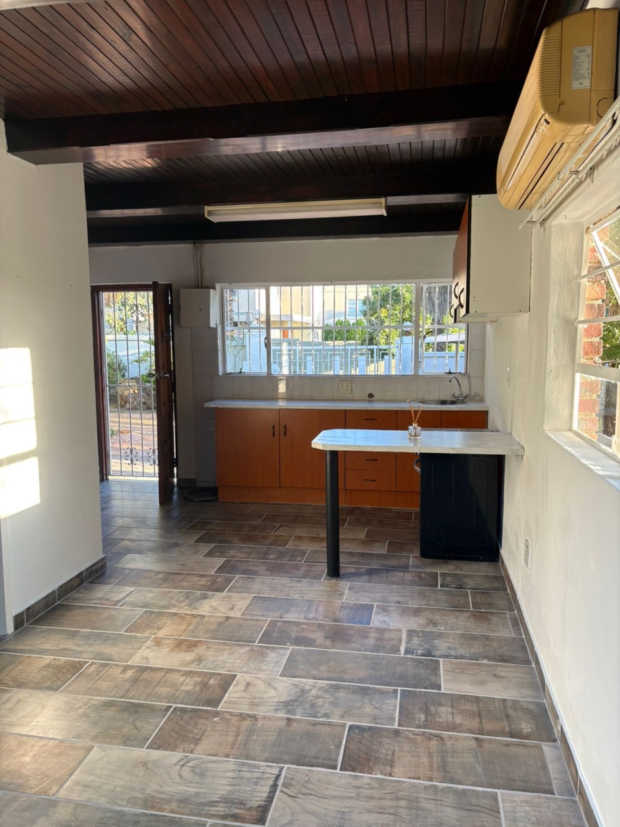 1 Bedroom Property for Sale in Gallo Manor Gauteng