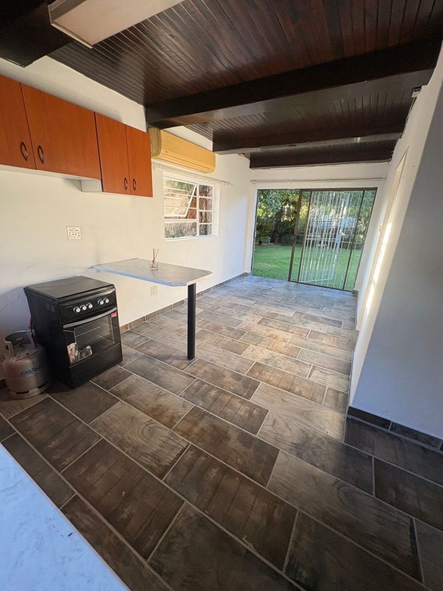 1 Bedroom Property for Sale in Gallo Manor Gauteng
