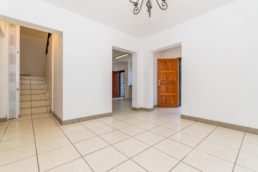 6 Bedroom Property for Sale in Florida Park Gauteng