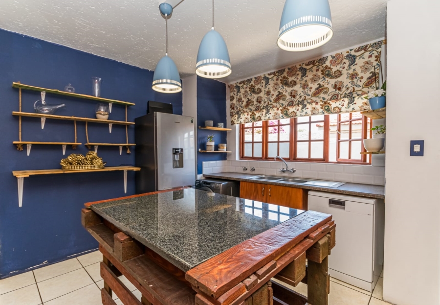 6 Bedroom Property for Sale in Florida Park Gauteng