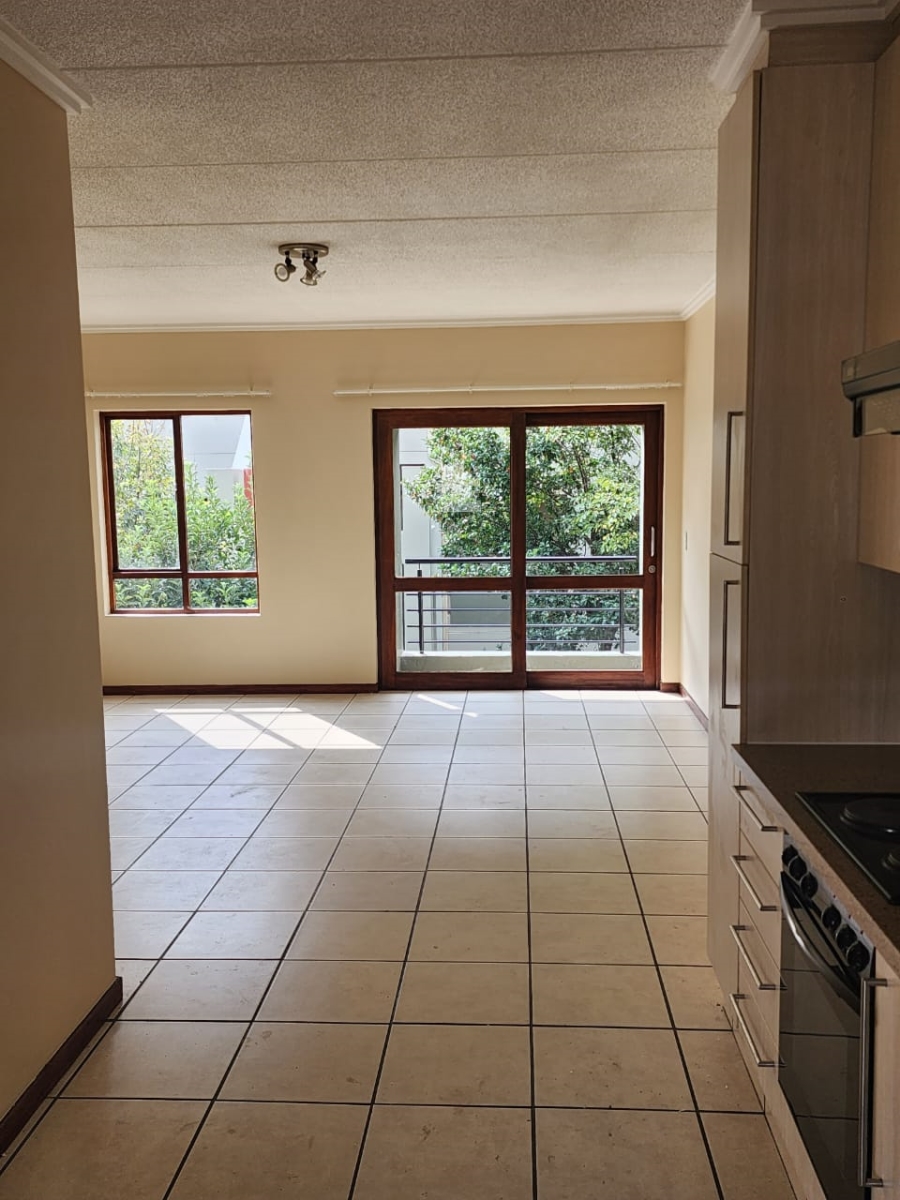 To Let 1 Bedroom Property for Rent in Lonehill Gauteng
