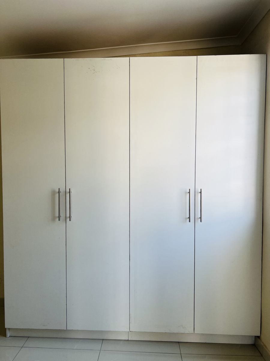 1 Bedroom Property for Sale in Newlands Gauteng