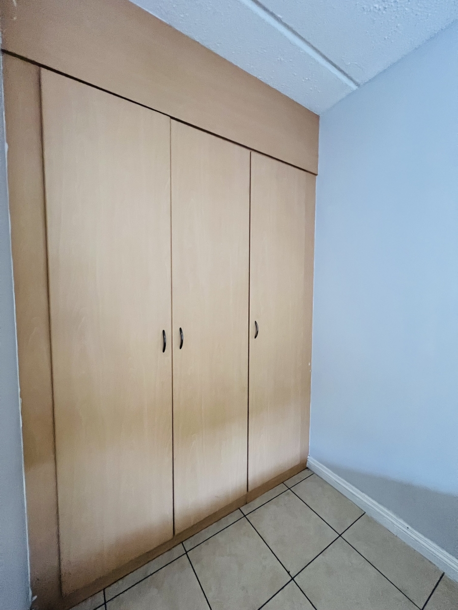 1 Bedroom Property for Sale in Ferndale Gauteng