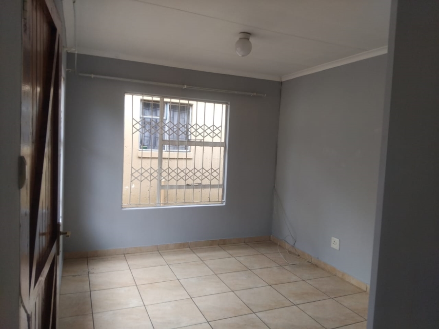To Let 2 Bedroom Property for Rent in Cosmo City Gauteng