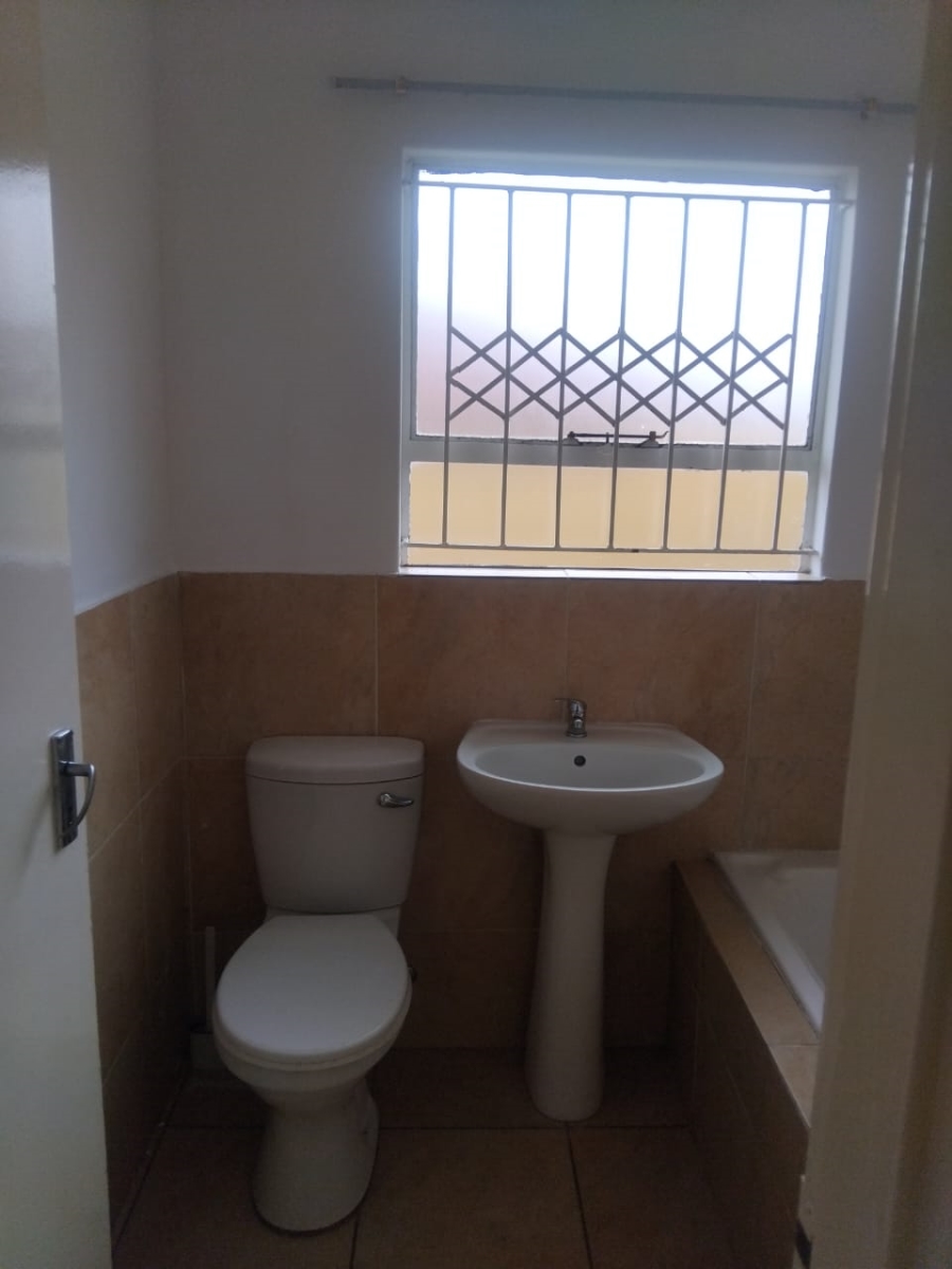 To Let 2 Bedroom Property for Rent in Cosmo City Gauteng