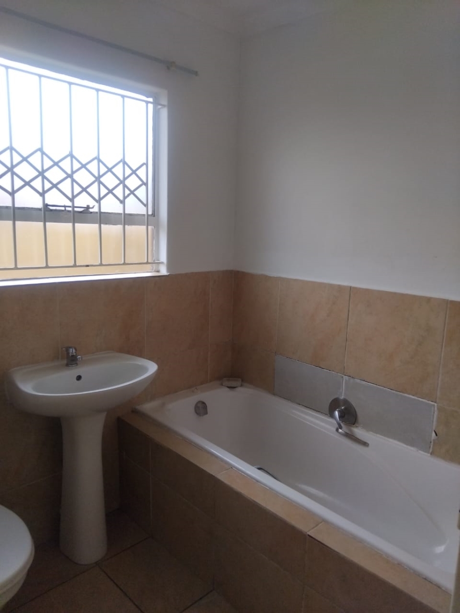 To Let 2 Bedroom Property for Rent in Cosmo City Gauteng
