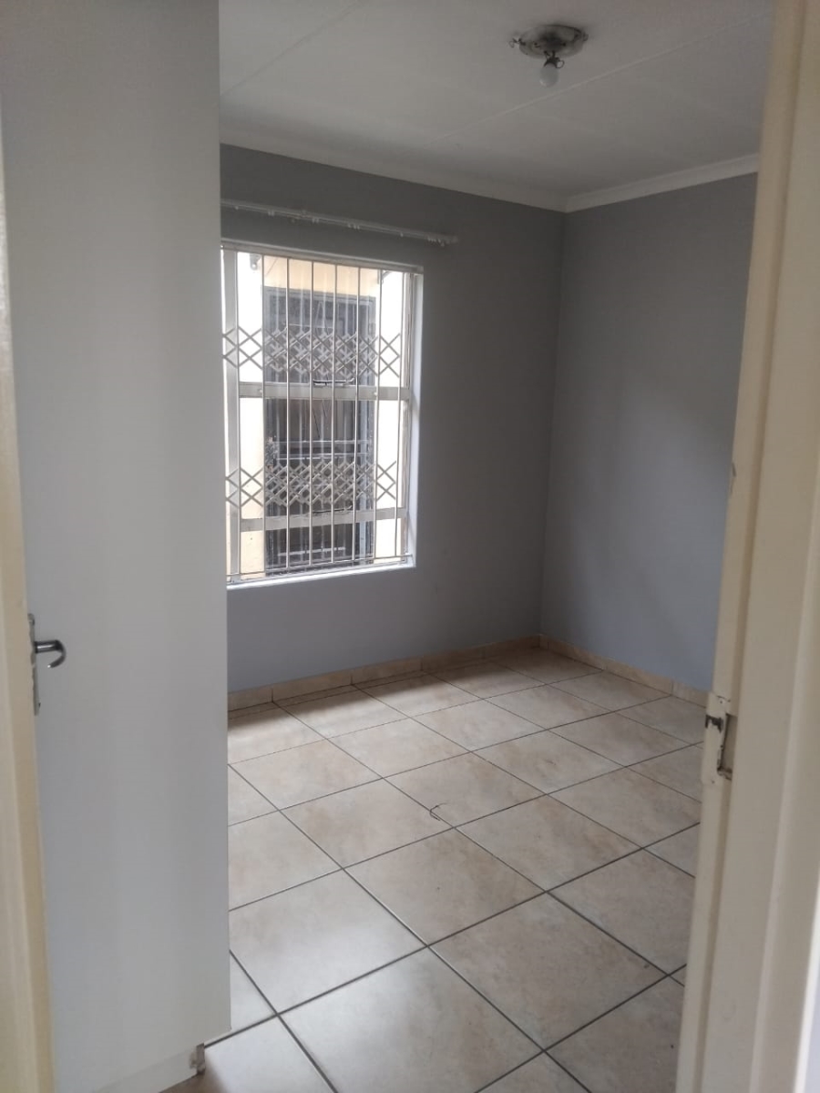 To Let 2 Bedroom Property for Rent in Cosmo City Gauteng