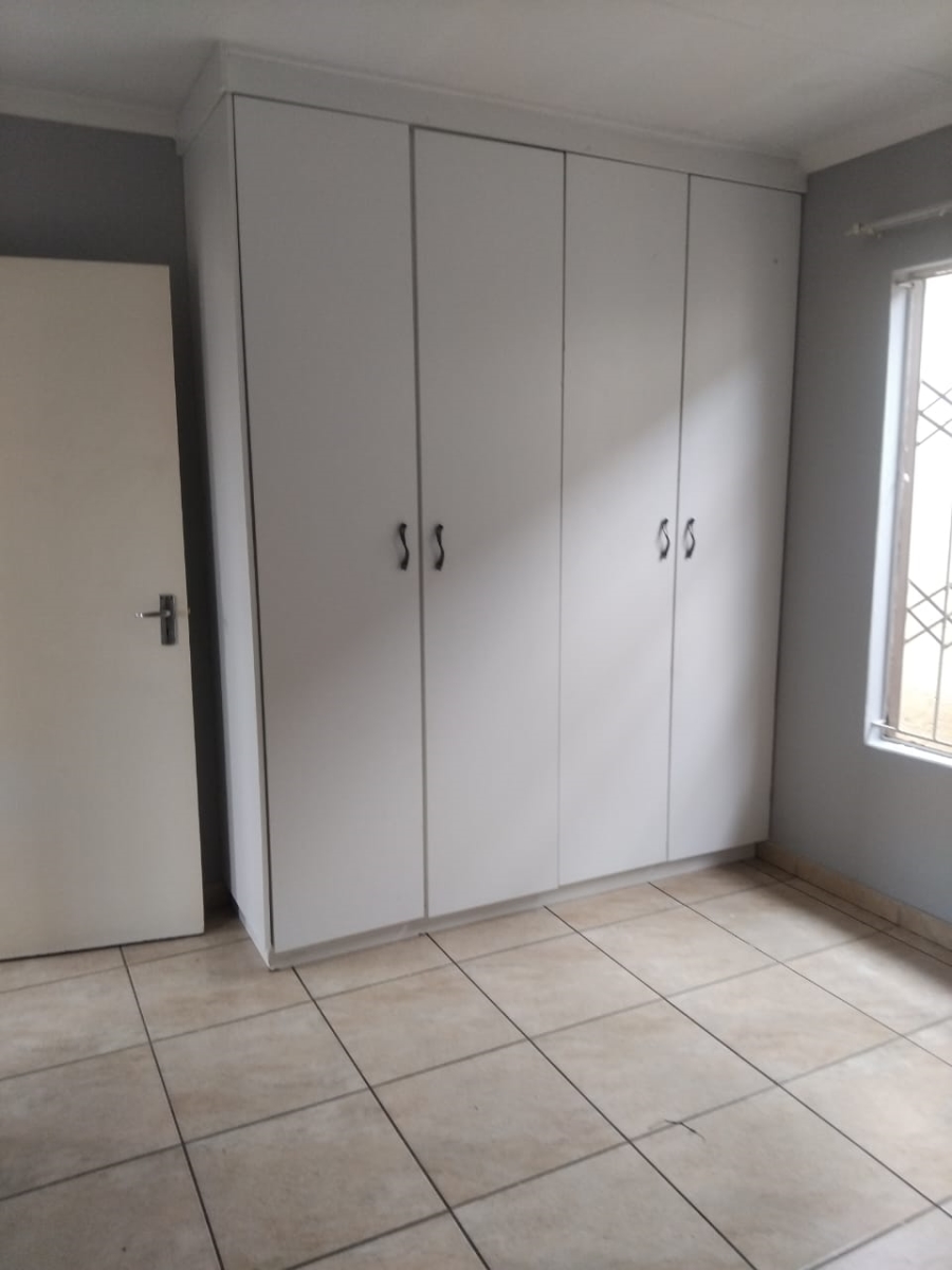 To Let 2 Bedroom Property for Rent in Cosmo City Gauteng