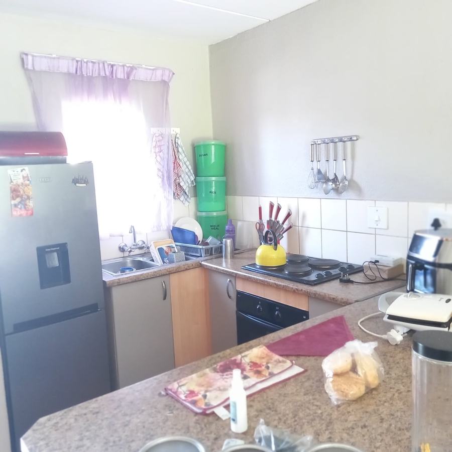 2 Bedroom Property for Sale in Ravensklip Gauteng