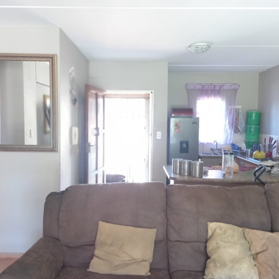 2 Bedroom Property for Sale in Ravensklip Gauteng