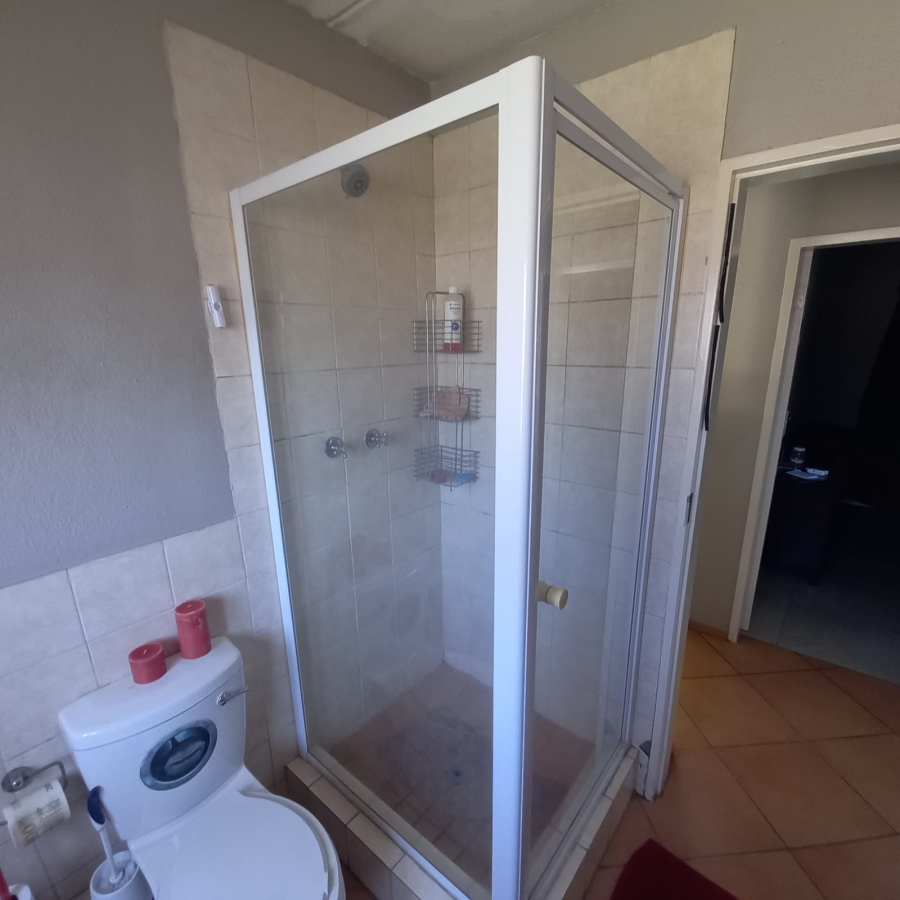 2 Bedroom Property for Sale in Ravensklip Gauteng