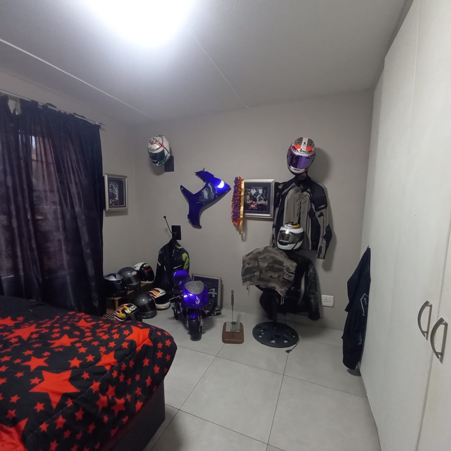 2 Bedroom Property for Sale in Ravensklip Gauteng