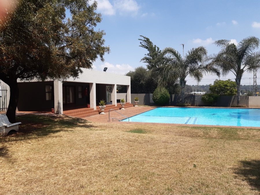 To Let 3 Bedroom Property for Rent in Marais Steyn Park Gauteng