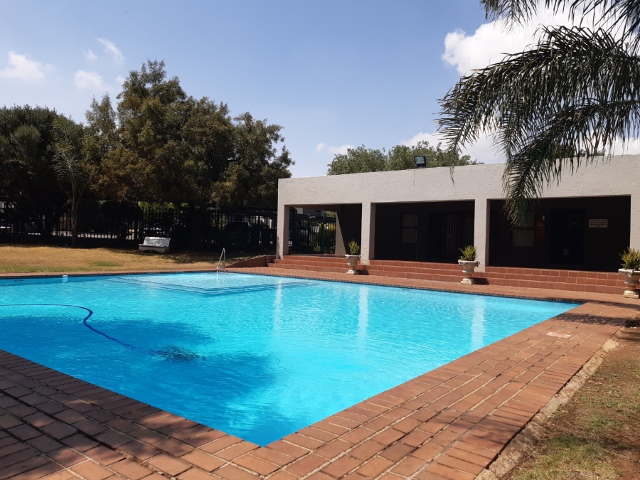 To Let 3 Bedroom Property for Rent in Marais Steyn Park Gauteng